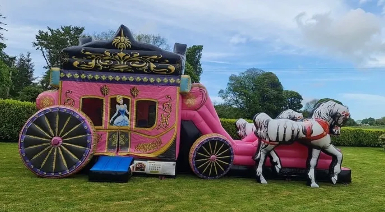 Princess Bouncy Castle and Slide with horses Princess Carriage Bouncy Castle with Horses